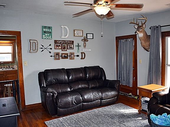 2nd image of 1398 W 520th Ave