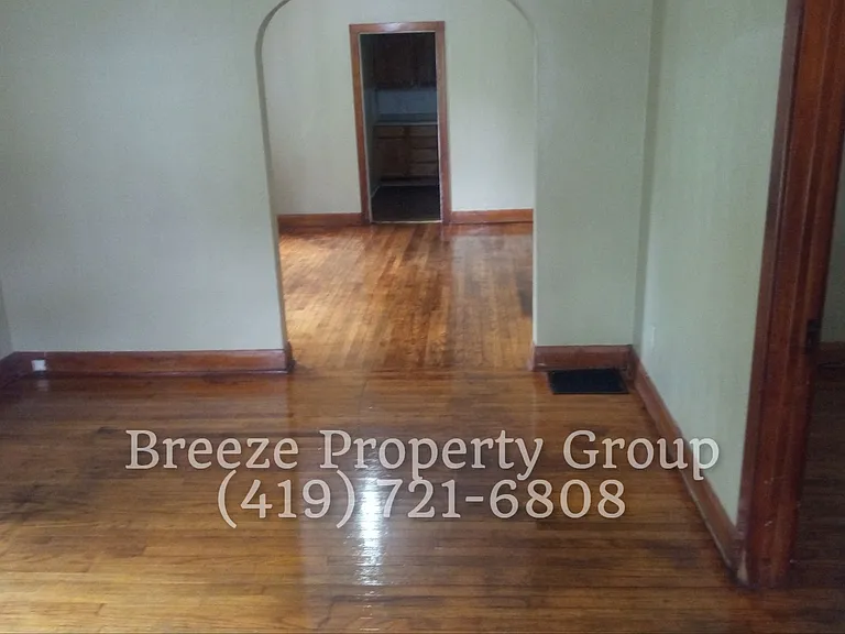 36 E Park St — Photo 1
