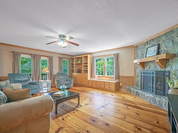 5th image of 495 Dockery Ln