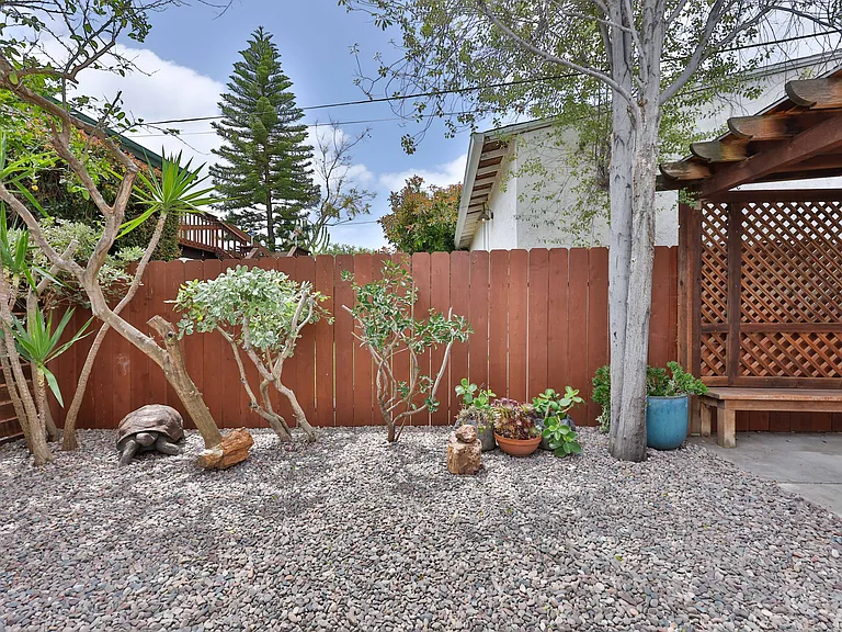5036 Raymond Pl — Photo 7