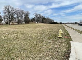 6002 Phaeton Dr, Rockford, IL 61108