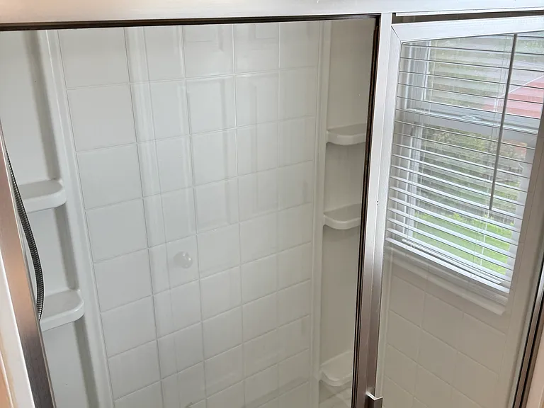 1620 Shire Village Dr — Photo 63