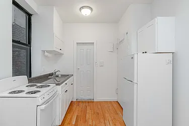 Rented by Farside Realty LLC