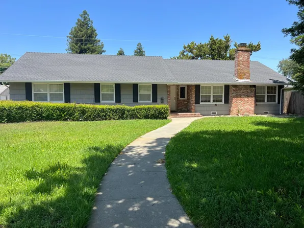 690 W B St, Dixon, CA 95620