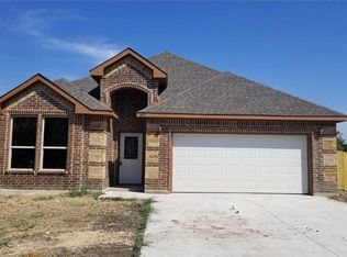 1039 Cedardale Rd, Lancaster, TX 75134