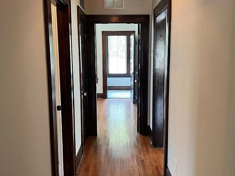 2404 N Morgan St — Photo 16