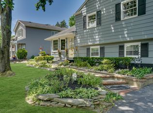 59 McCormick Pl, Middletown, NJ 07748