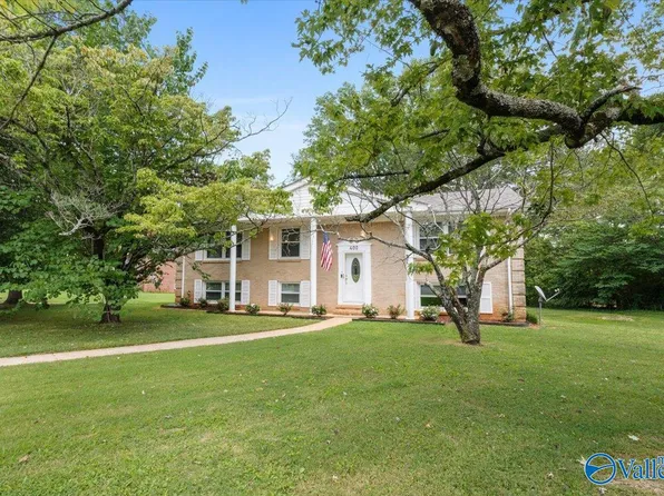 400 Forrest Park Ct NW, Huntsville, AL 35806