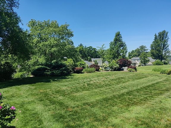 4th image of 53 Carriage Hill Cir #53