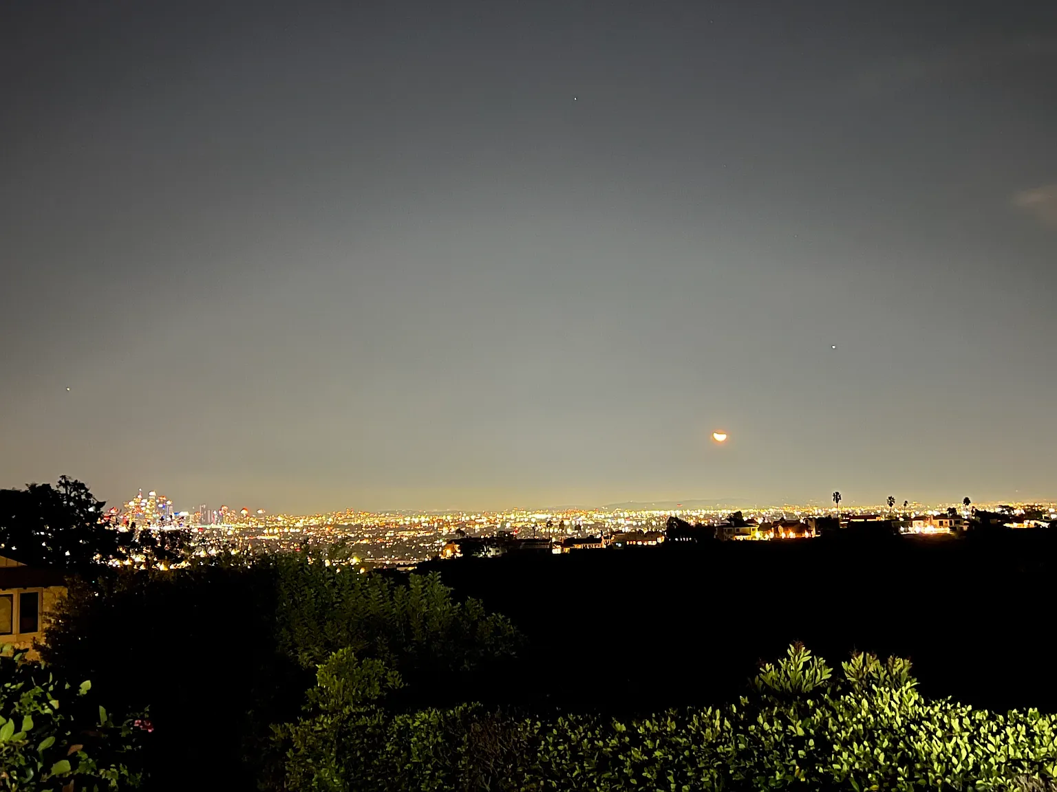 Punta Alta Dr, Los Angeles — Photo 2