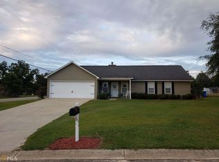 100 Bobwhite Dr, Dublin, GA 31021