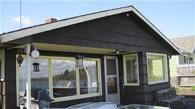 1st image of 4127 Priest Point Dr NE
