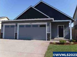 2422 W 9th Ave, Junction City, OR