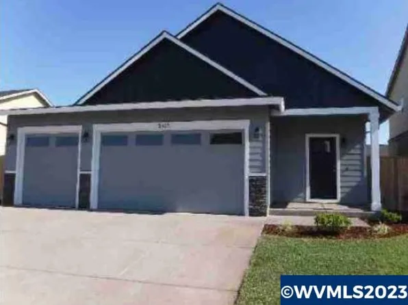 2422 W 9th Ave, Junction City, OR 97448