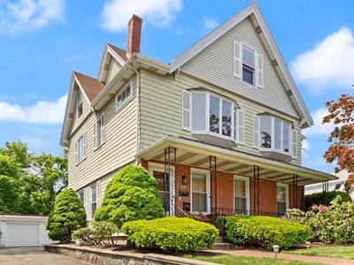 141 Jewett St FLOOR 2, Newton, MA, 02458