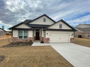 801 Porcupine Dr, Springtown, TX 76082