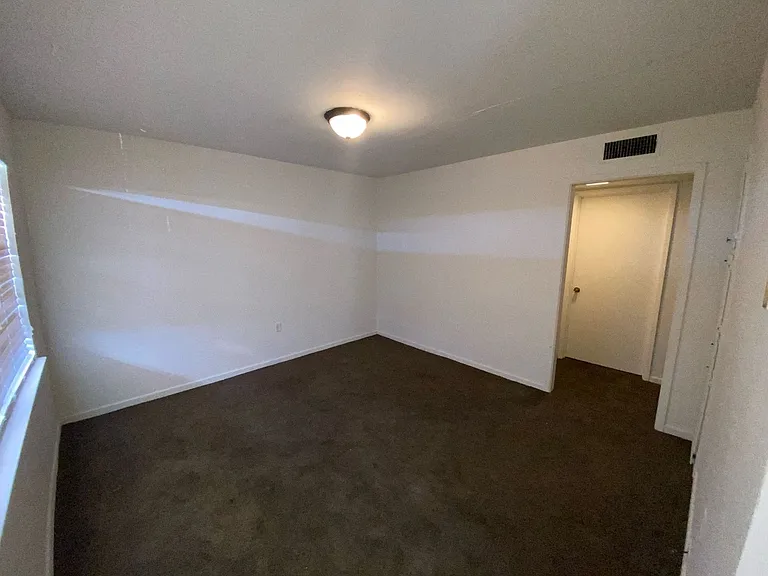 307 Sunset Ln #6 — Photo 6