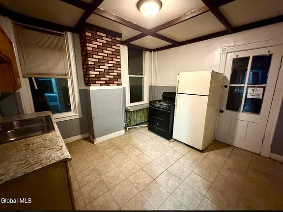 3rd image of 358 2nd St #1
