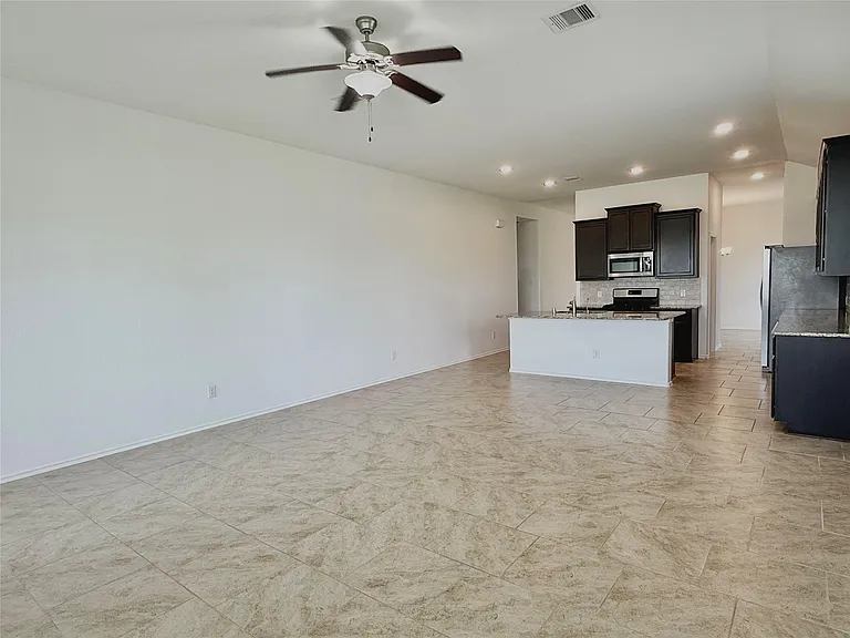 23603 Legano Dr — Photo 12