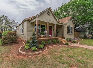 1827 N Alexander St, Sherman, TX 75092