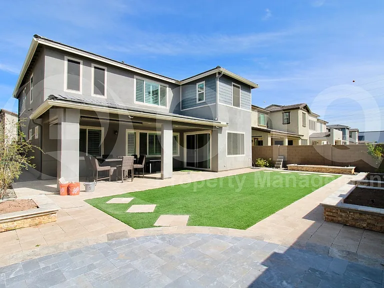 231 E Wisteria Dr — Photo 22