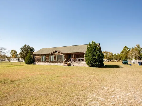 1320 Spring Lake Dr, Folkston, GA 31537