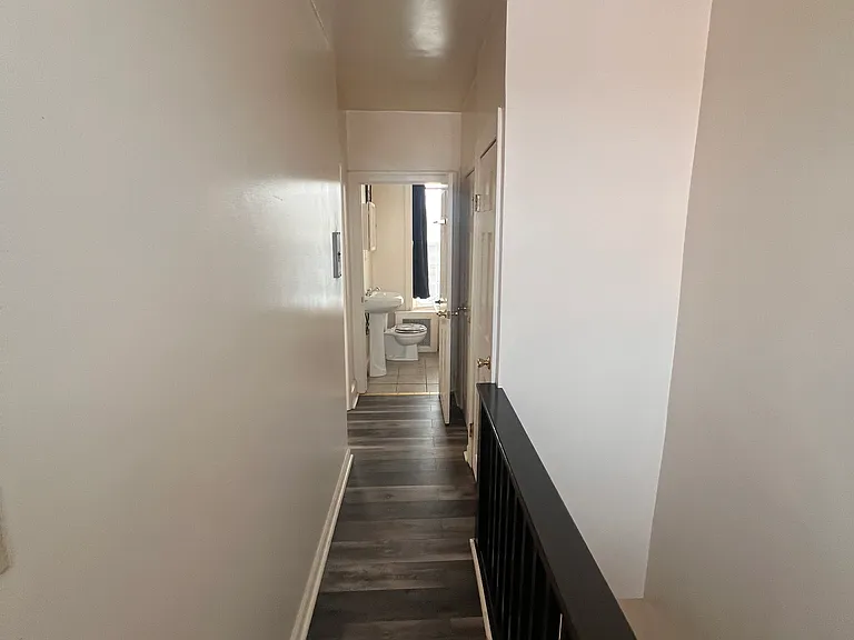 492 W State St #3 — Photo 8