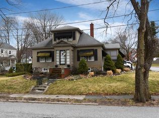 30 Buckingham Rd, North Andover, MA 01845