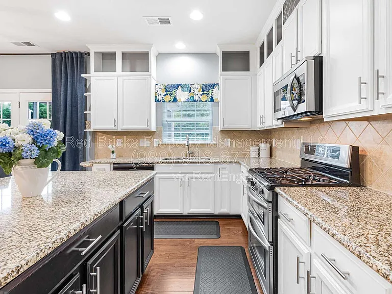 9229 Perseverance Dr — Photo 10