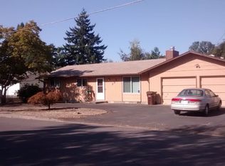 725 N 16th St, Cottage Grove, OR 97424