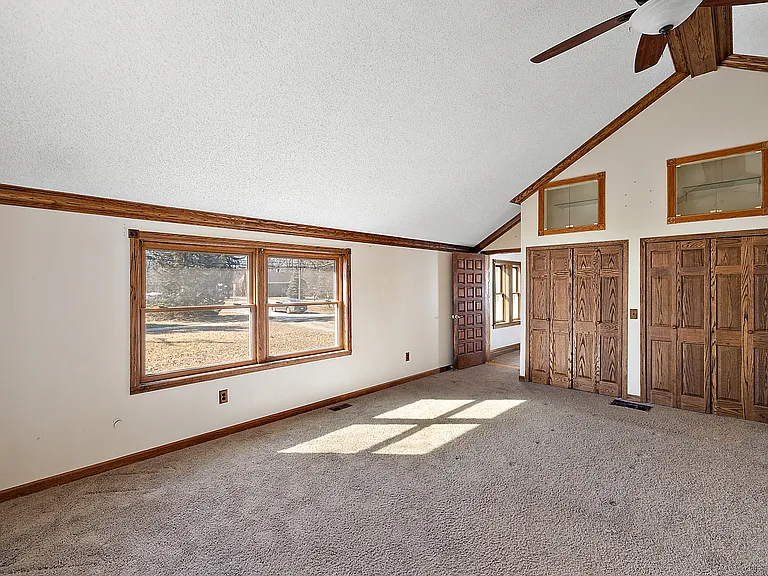 7525 22 Mile Rd — Photo 40