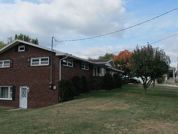 2nd image of 440 S Broad Mountain Ave