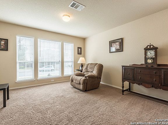4th image of 5823 Onyx Way