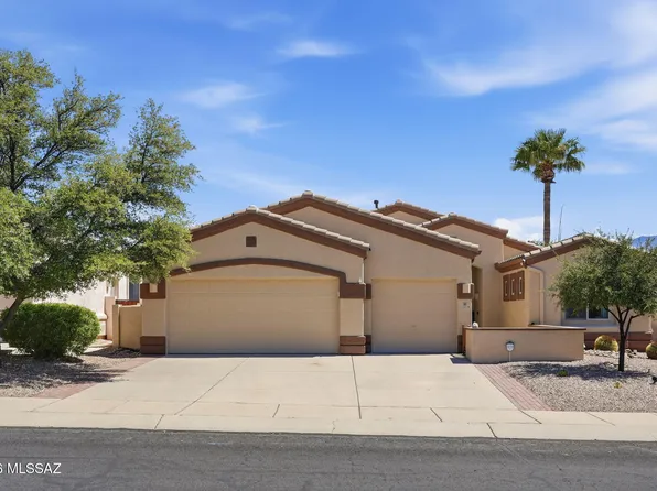 13218 N Pioneer Way, Oro Valley, AZ 85755