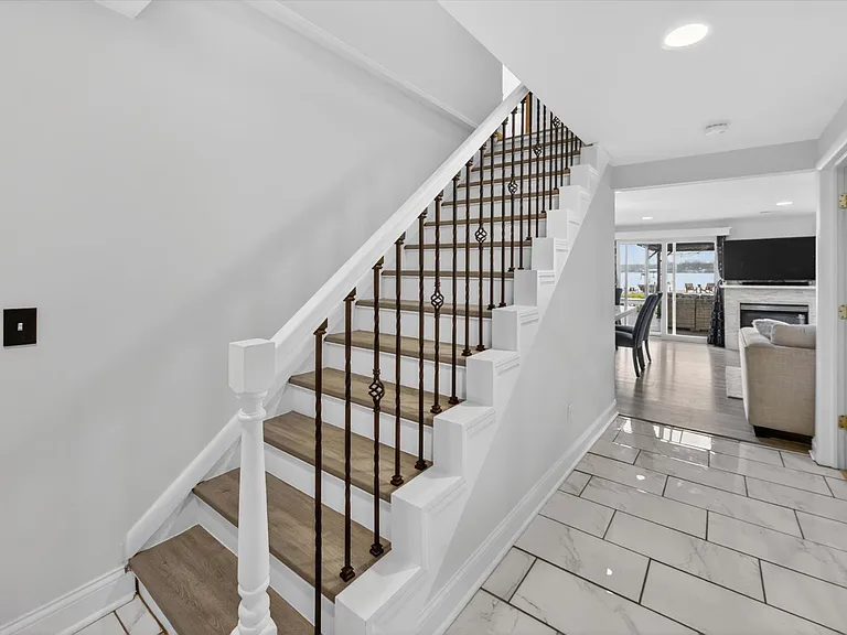 3341 Newton Rd — Photo 9