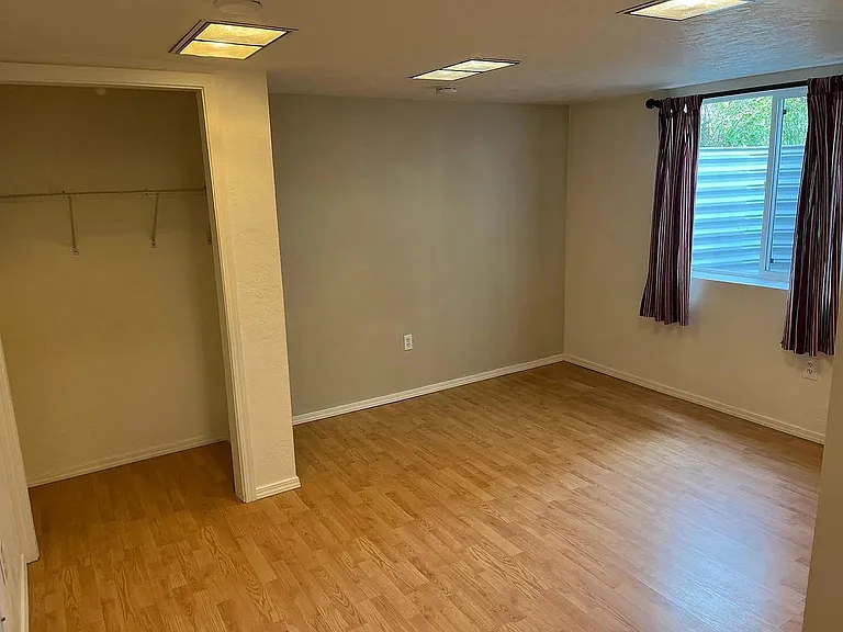 808 E Ermina Ave — Photo 16