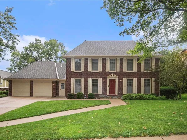 2924 Oxford Rd, Lawrence, KS 66049