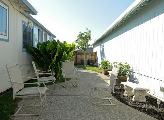 4th image of 254 Forest Dr #254