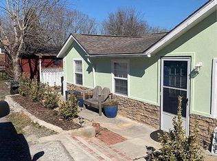 120 Snapp St, Sevierville, TN 37862