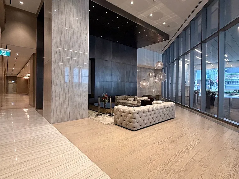 100 Harbour St #1011 — Photo 10