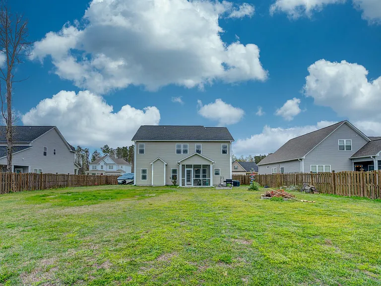 95 Ransom Dr — Photo 5