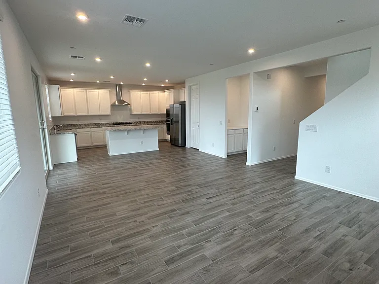 13330 W Eagle Feather Rd — Photo 32