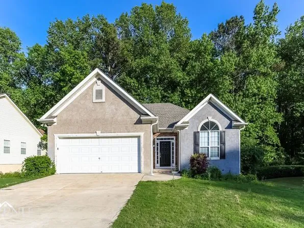 115 Nancy Ln, Fayetteville, GA 30215