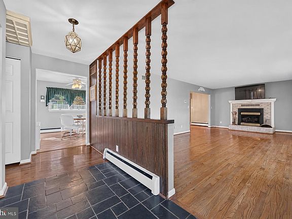 2nd image of 4100 Friar Tuck Way