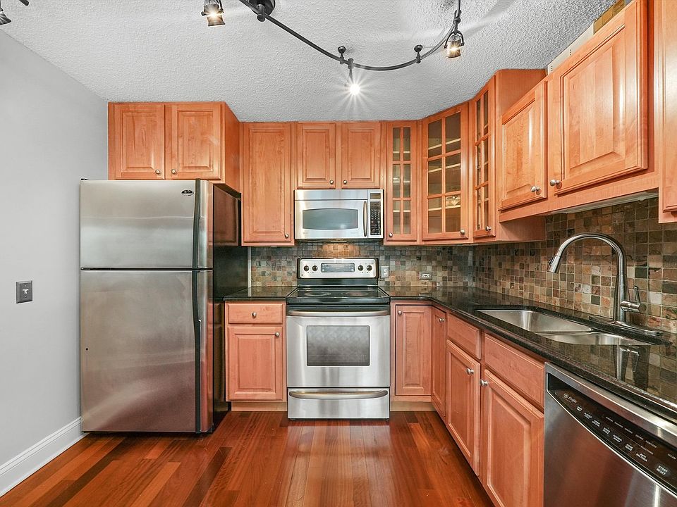 33 W. Delaware Pl. Condos Chicago, IL Zillow