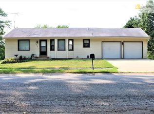 1056 W Ashbury St, Olathe, KS 66061