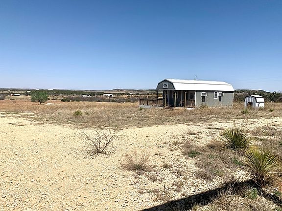 3rd image of 800 County Road 214