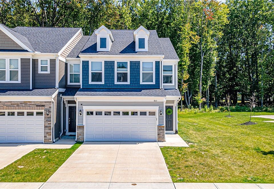 1st image of 863 S Greenway Dr