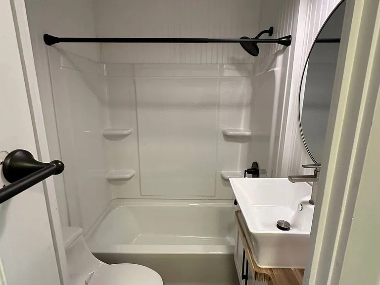 108 S Franklin St #3 — Photo 3