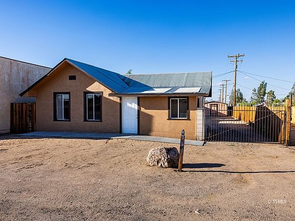2nd image of 6618 Inyokern Rd